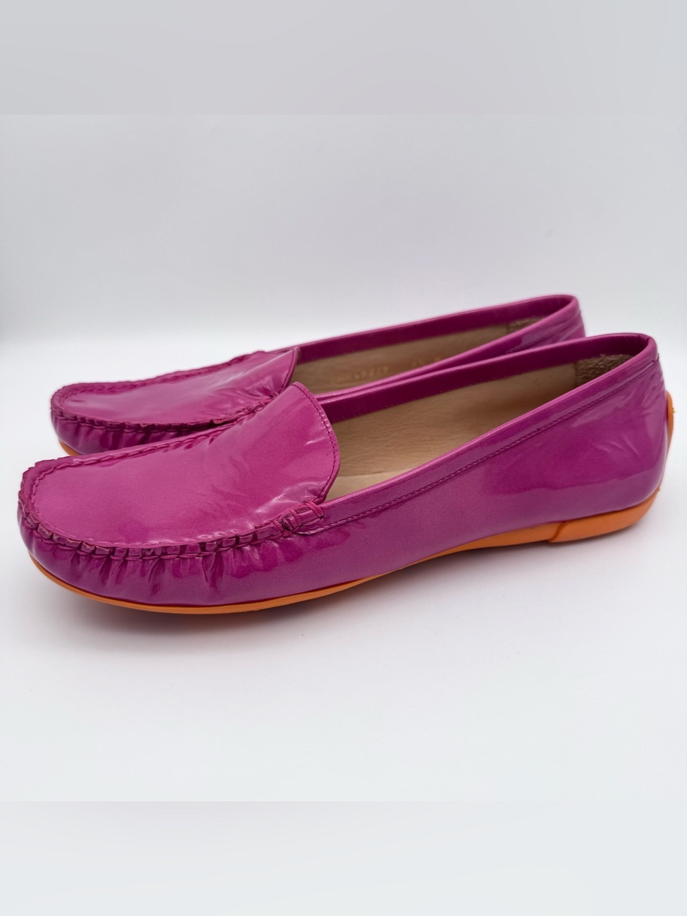 Stuart Weitzman Pink Patent Leather Driving Loafers Women 8.5 M Moc Toe